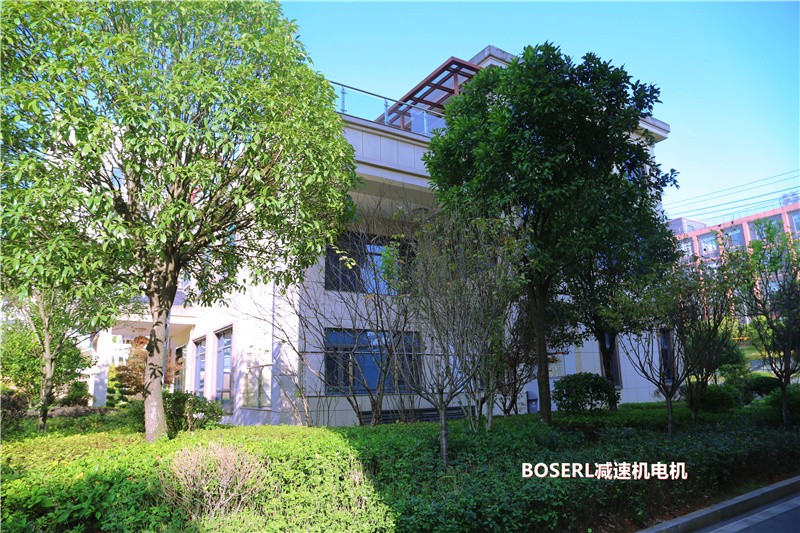 1690183928148544.jpg 減速機(jī)